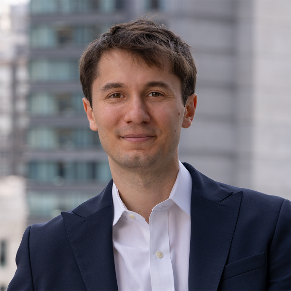 Oliver Simon Recognized as a 2026 Institutional Investor Hedge Fund Rising Star